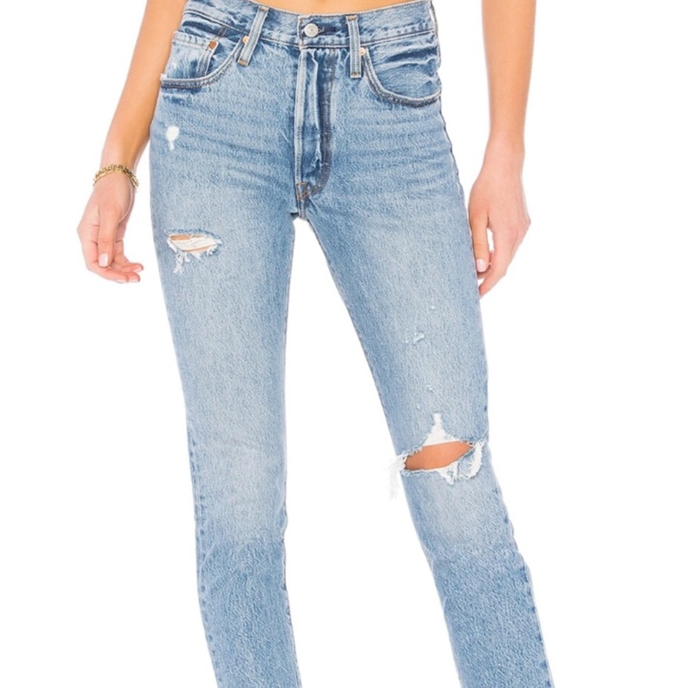 Levi 501 skinny can’t touch this